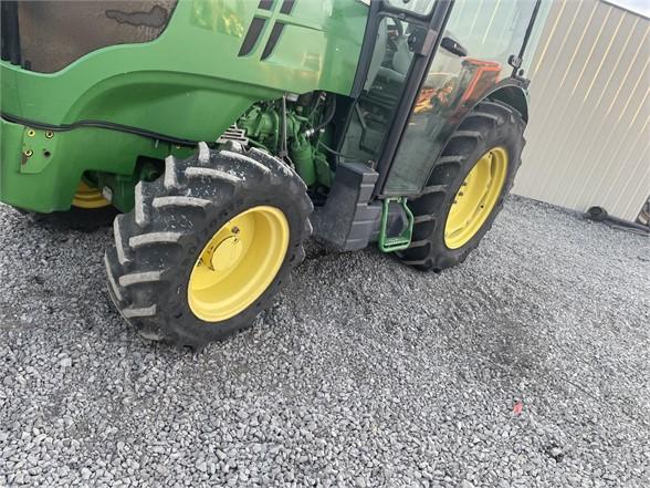 John Deere 5090GN Tractor