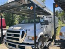Versalift VO-270, Bucket mounted behind cab on 2011 Ford F750 Chipper Dump Truck Starts) (Does Not M