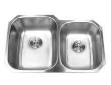 Kingsman Hardware Undermount 18-Gauge Stainless Steel 60/40 Double Bowl Kitchen Sink