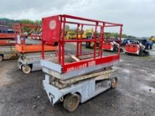 MEC 2033 SCISSOR LIFT SN:8600373 electric powered, equipped with 20ft. Platform height, slide out