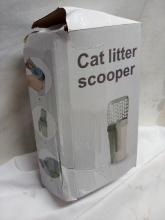 QTY 1 Cat litter scooper – boz slightly damaged