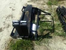 AGT Skid Steer att Pallet Forks