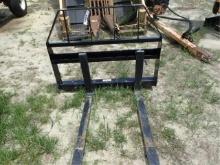 2000lb Pallet Forks