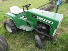 Oliver 105 Riding Tractor 'Runs'