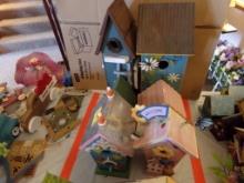 (6) Decorative Bird Houses (Main Showroom)