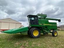 John Deere 7720 Titan II Combine