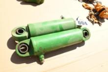 TWO JOHN DEERE 3PTH CYLINDERS TO FIT JOHN DEERE 6000'S