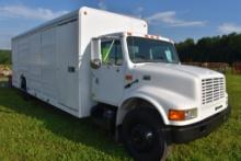 2001 International 4900 Beverage Truck