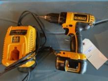 DeWalt 1/2'' Cordless Drill Driver & charger