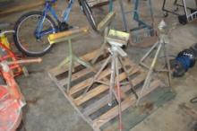 Pipe Threading Stands
