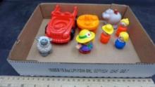 2001 Mattel Vehicle & Little People Figurines