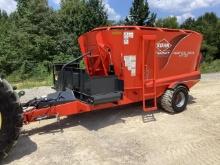 Kuhn Knight Vertical Maxx VT132 Twin Screw Feed Mixer