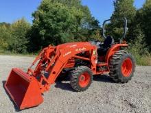 Kubota L4060 Tractor With LA805 Front End Loader