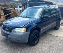 2002 Ford Escape 4-door - 223K miles - Runs and Drives - Comes with Title