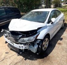 2018 Chevrolet Cruz 4-door Sedan - Runs and Drives - 127K miles - Comes with Title