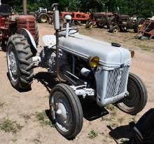 1939 Ford 9N