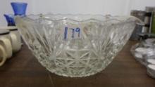 punch bowl, crystal with laddel