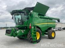 2022 John Deere S760 Combine