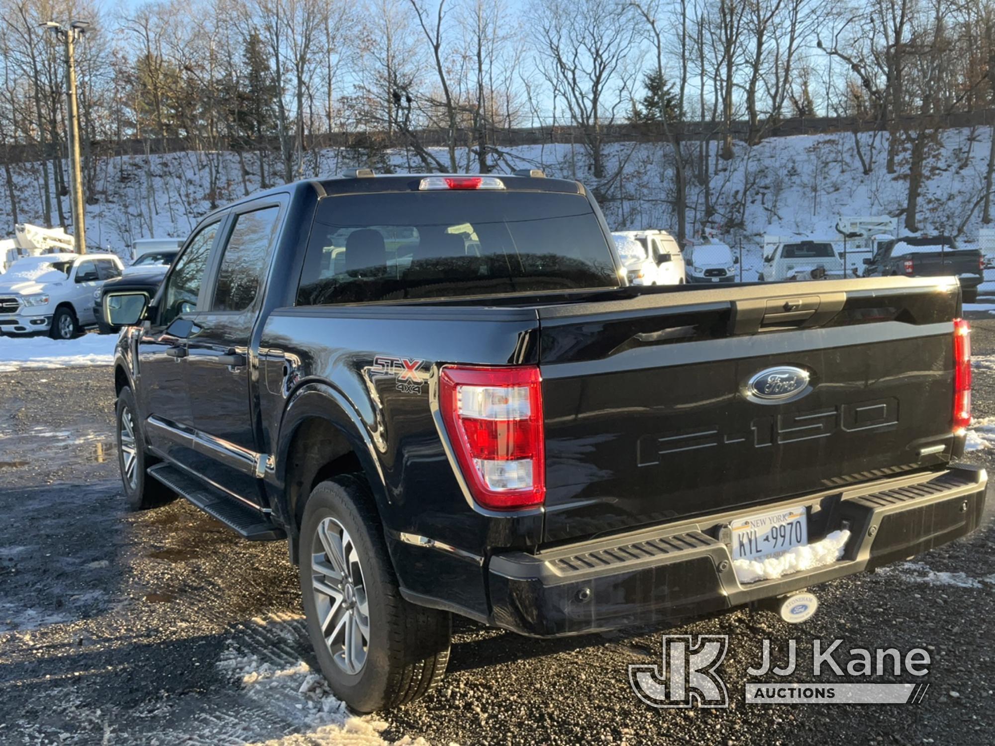 (Kings Park, NY) 2021 Ford F150 XLT 4x4 Crew-Cab Pickup Truck Runs & Moves, Minor Body Damage) (Insp