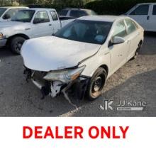 2017 Toyota Camry Hybrid 4-Door Sedan Not Running, Front End Collision Damage