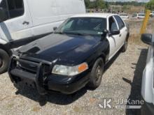2011 Ford Crown Victoria Police Interceptor 4-Door Sedan Body & Rust Damage, Not Running, Condition 