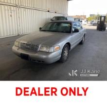 2005 Ford Crown Victoria 4-Door Sedan Runs & Moves, Power Window Motor Going Out