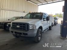 2006 Ford F-350 SD Extended-Cab Pickup Truck Runs & Moves