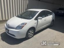 2007 Toyota Prius Hybrid 4-Door Hatch Back Runs & Moves