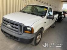 2006 Ford F-350 SD REGULAR CAB PICKUP 2-DR Runs & Moves,  Minor Paint & Body Damage