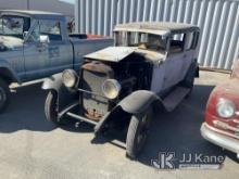 1929 Graham Paige Sedan 4-Door Hatch Back Not Running, Stripped Of Parts