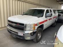 2008 Chevrolet Silverado 2500HD 4x4 Extended-Cab Pickup Truck Runs & Moves, Paint Damage