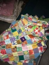 vintage twin bed quilt