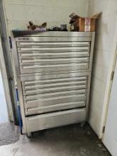 40 inch rolling tool box with contents g5