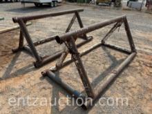 SET OF PIPE STANDS, 40" X 8'