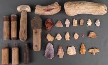 ANTIQUE FLINT KNAPPING TOOL KIT WITH POINTS LOT 10