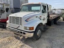 2000 International 4700 Roll-Back Truck