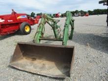 4563 175 JOHN DEERE LOADER W/BRKTS S/N:5001020