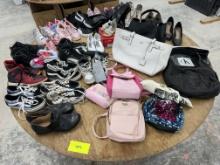 Table Lot of Shoes / Childrens Shoes / Adult Shoes & More - Please see pics for additional specs.