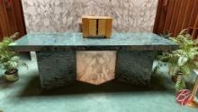 Granite Counter Approx: 10ft x 4ft