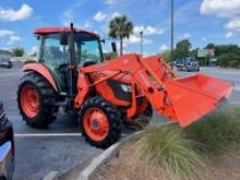 Kubota Tractor 4 Wheel Drive... / Cab and Air Model M7040HD... Seriel No 59788 Front End Loader Mode