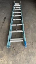 WERNER FIBERGLASS 20 EXTENSION LADDER