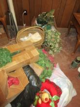 Lot Christmas Plush Toys, Greenery, Wreathes Baskets, 22" Santa Country Wreaths Bows, Etc.