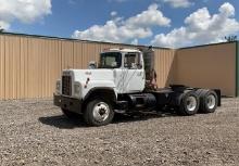 1982 Mack R686ST Day Cab Truck Tractor
