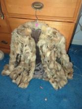 (DBR2) VINTAGE FUR COAT WITH LINER, HAS SOME COSMETIC WEAR