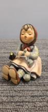 M.I. HUMMEL FIGURINE "HAPPY PASTTME"