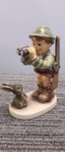 M.I. HUMMEL FIGURINE "GOOD HUNTING"