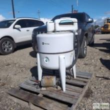 ANTIQUE WRINGER WASHER, MAYTAG MODEL N2M, WITH MOTOR