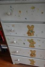 5 DRAWER CHILDS BUREAU WITH TEDDY BEAR DECORATIONS TOP MEASURES 31 X 16 STA