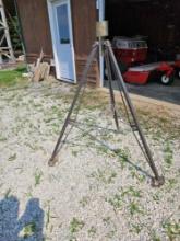 Tripod Stand for 5th Wheel Camper
